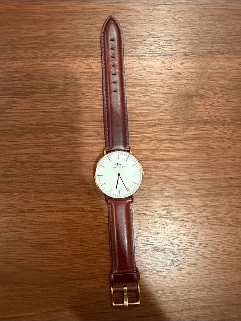 Daniel Wellington B36R8, never worn